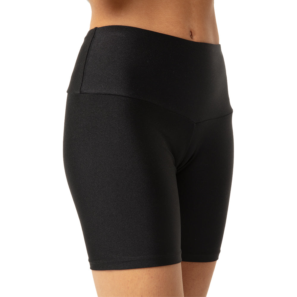 Midrise Studio Short